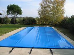 bache a sangles de securite piscine