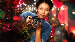 Netflix Just Released The Trailer For Its Newest Christmas Movie And It Looks So Magical Christmas Movies Great Christmas Movies Holiday Movie