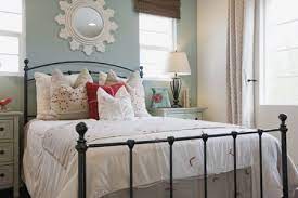 Bedroom's with a shabby chic aesthetics give your space a feminine feel with just the right amount of cozy. Photos And Tips For Decorating A Shabby Chic Bedroom
