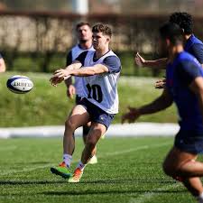 The film captivates with the naturalness of its presentation. France Rugby Posts Facebook
