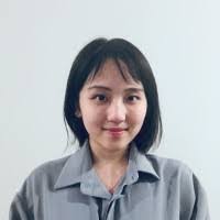 Kitty Savage's Instagram, Twitter & Facebook