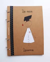 Album Foto Laurea Idea Regalo Matrimonio Kraft Illustrazione Etsy Laurea Fai Da Te Regali Di Laurea Prima Festa Del Papa