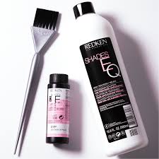 Color Gels Lacquers 10 Minute Permanent Gray Coverage | Redken Pro