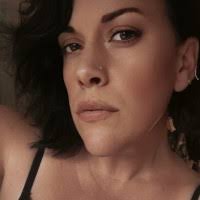 200+ "Attoe" profiles