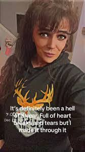 Michelle Mayle's Instagram, Twitter & Facebook