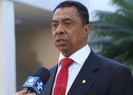 Murilo Galdino e Sílvia Benjamin recebem manifestação de apoio em Areial e  participam de carreata na região