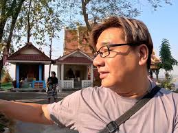 Visiting 2 Temples In Laos and 1 In Chiang Rai