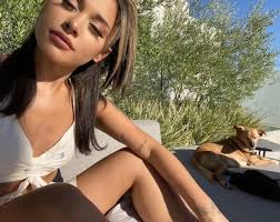 Ariana grande reveals romantic wedding photos with dalton gomez: Ariana Grande Bilder Instagram