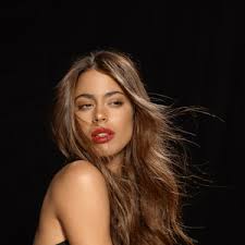 Tini y sebastián yatra se encontraron en el anfiteatro del festival de peñas frente a miles de fanáticos para cantar juntos quiero volver, la canción que grabaron la participación de yatra con tini fue el primer dúo de la segunda noche, antes de dar su show. Tini Tour Announcements 2021 2022 Notifications Dates Concerts Tickets Songkick