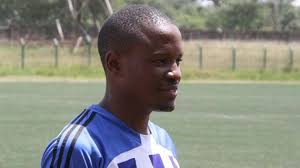 Trouble at the den as players threaten mass exodus