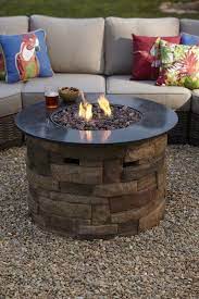 These Convenient Set Ups Make It Easy To Entertain Patio Spring Firepit Pillows Outdoor Fire Table Gas Fire Table Backyard Fun