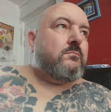 Is there anybody who can help me set my baofeng UV 5rm plus please I found  out chirp doesn't help me I live in the area of mablethorp thank you