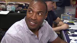 COOL MOMENT BETWEEN DARREN WOODSON AND SPECIAL FAN