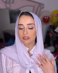 Yasmina (@makeupbyyasminaa) • Instagram photos and videos