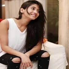 Shivangi Joshi Family Biography Husband Age Tv Shows Or More Shivangi joshi, who is currently seen as naira in 'yeh rishta kya kehlata hai', is quite uninhibited and fashionable off screen. shivangi joshi family biography