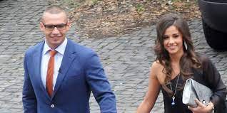 Trotz erneuter verlobung mit ihrem julian büscher. Hochzeit Bohlen Lasst Dsds Paar Sitzen Kolner Stadt Anzeiger