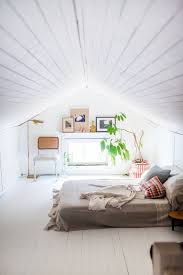 This might make you reconsider to use your attic as bedroom instead of using it as a storage. 25 Smart Ways To Decorate An Attic Bedroom Digsdigs