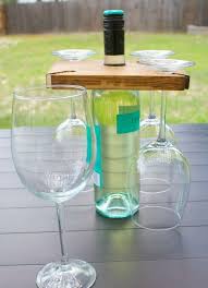 Deco Recup Bouteilles Vin Vides Etagere Bois Porter Verres Bouteille De Vin Bricolage Bouteille De Vin Decoration Bois Flotte