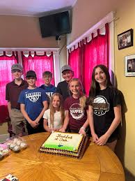 Good luck to our Jr High golfers! They are headed to State tomorrow! Drake  Stevenson, Hatcher Kanipe, Zane Wilcox, Jake Pettyjohn, Miranda Kennard,  Makaya Bolden and Ella Turner will be playing at