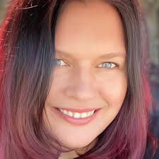 Caroline Simard (@carolinesimard_) • Threads, Say more