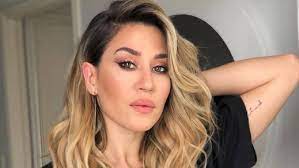 El joven le tiró onda a jimena barón. Jimena Baron Cancelo Su Show En El Boliche Donde Murio El Joven En Villa Gesell Radio Mitre