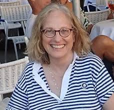 Amazon.com: The 17th Suspect (A Women's Murder Club Thriller, 17):  9781538760888: Patterson, James, Paetro, Maxine: Books