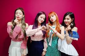 Дженни, чису, лиса и др. Blackpink Fans Celebrate Their 1st Debut Anniversary Hashtag Trends Worldwide On Twitter Soompi
