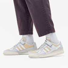 Ivy park price in malaysia march 2021. Adidas X Ivy Park Forum Lo Nmd R2 Vs Eqt 8 1 4 5 0 17 X 100 Fotomagazin