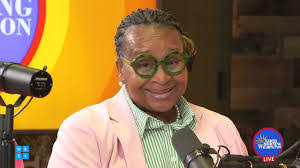 Erica Saunders's Instagram, Twitter & Facebook