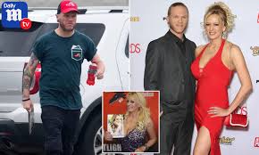 Stormy Daniels estranged husband is working as a dishwasher at Chilis |  Daily Mail Online