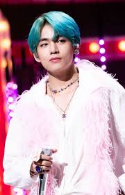 190421 Bts Boy With Luv Dionysus At Inkigayo Taehyung Bts Taehyung Bts Boys