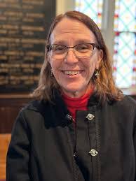 Louis Spears's Instagram, Twitter & Facebook