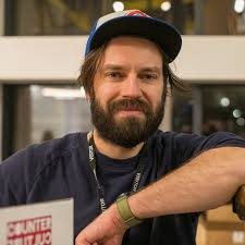 Tom Smart is the co-founder of Bristol-based kombucha start-up, Counter  Culture Drinks. 🍋🫧🍊 Their aim is to disrupt the soft drinks market and  they work with local artists to create provocative topical