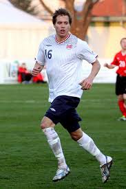 Who will come out on top in the battle of the managers. File Anders Agnes Konradsen Stromsgodset If Norway National Under 21 Football Team 01 Jpg Wikimedia Commons
