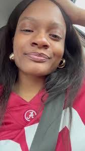 Sharon Moses's Instagram, Twitter & Facebook