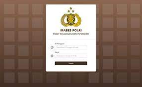 Di sini, anda hanya perlu mengunduh beberapa aplikasi yang diminta. Aplikasi Keuangan Polri Mitra Informatika