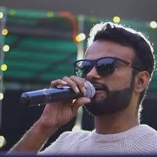 Hardik Dave's Instagram, Twitter & Facebook