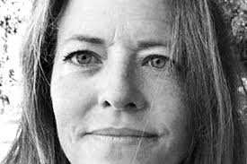 Beth Berglund's Instagram, Twitter & Facebook