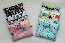 Lalu, mengapa alat ini aman untuk bayi? Perlengkapan Terbaru Untuk Bayi Bantal Anti Peyang Bayi Bantal Peyang Bayi Baby Pillow Lazada Indonesia