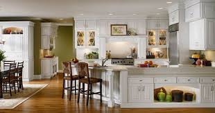 Kraftmaid Bartlett Maple In Dove White White Kitchen Design Kitchen Cabinet Design Kitchen Design