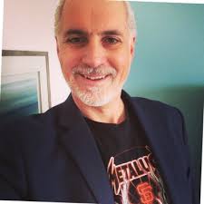 Set a ballroom for a 750-person lunch in 18 Minutes.