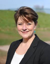 Plaid Cymru leader Leanne Wood launches party's election manifesto