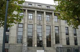 . par l'intermédiaire d'un représentant) auprès du tribunal. Tribunal Judiciaire De Brest Cour D Appel De Rennes