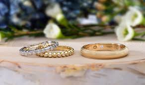Engagement rings, like wedding rings, are personal; What Is The Average Price Of A Wedding Band Long S Jewelers