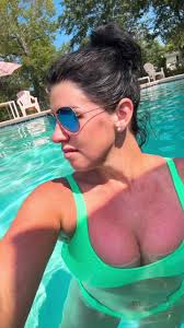 Staci Odom's Instagram, Twitter & Facebook