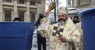 daniˈel), born dan ilie ciobotea (ˈdan iˈli.e t͡ʃʲoˈbote̯a; Patriarhul Daniel Blocheaza Depesedizarea Dorita De Iohannis