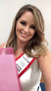 Please welcome Kylie Perry, our Mrs. Oregon USA 2026! Kylie will be  competing in the Mrs. USA Pageant