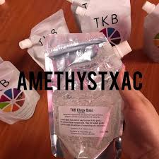 For 2 ounces of lip balm base you will need to measure out the following: Tkb Versagel Thick Lip Gloss Base Shopee Philippines