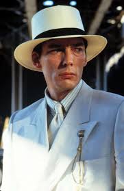 I'm watching again The X files, after being a kid. Guess who has a role in  S2E11....as well as Don S. Davis being the father of agent Scully.