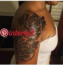 Rosen Auf Schulter Tattoo Ideen Pinterest Tattoos Tattoo Designs And Tattoos For Women Cute Shoulder Tattoos Shoulder Tattoos For Women Cool Shoulder Tattoos